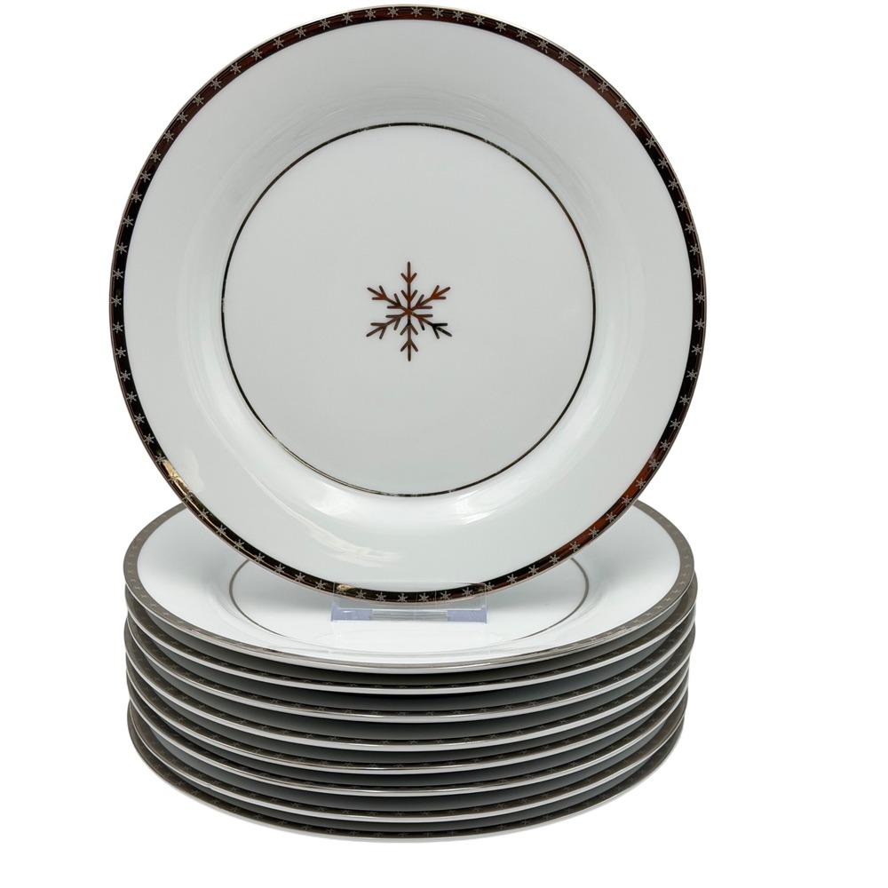 (9) Target First Frost‎ Snowflake Salad Plates Christmas Holiday Winter 9" READ